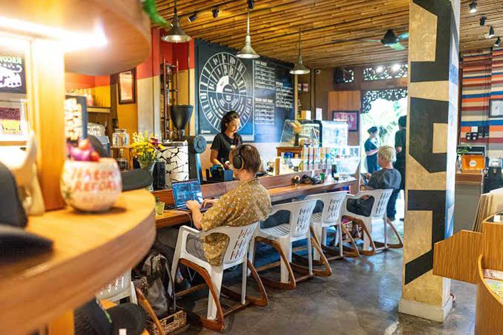 Seniman Coffee Studio