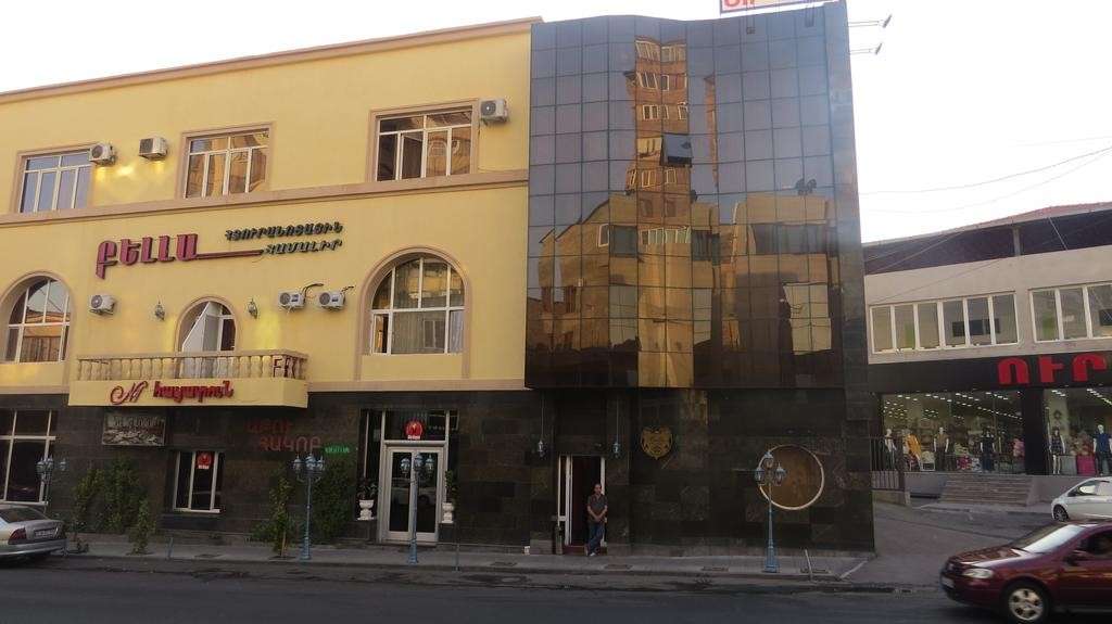 hotel